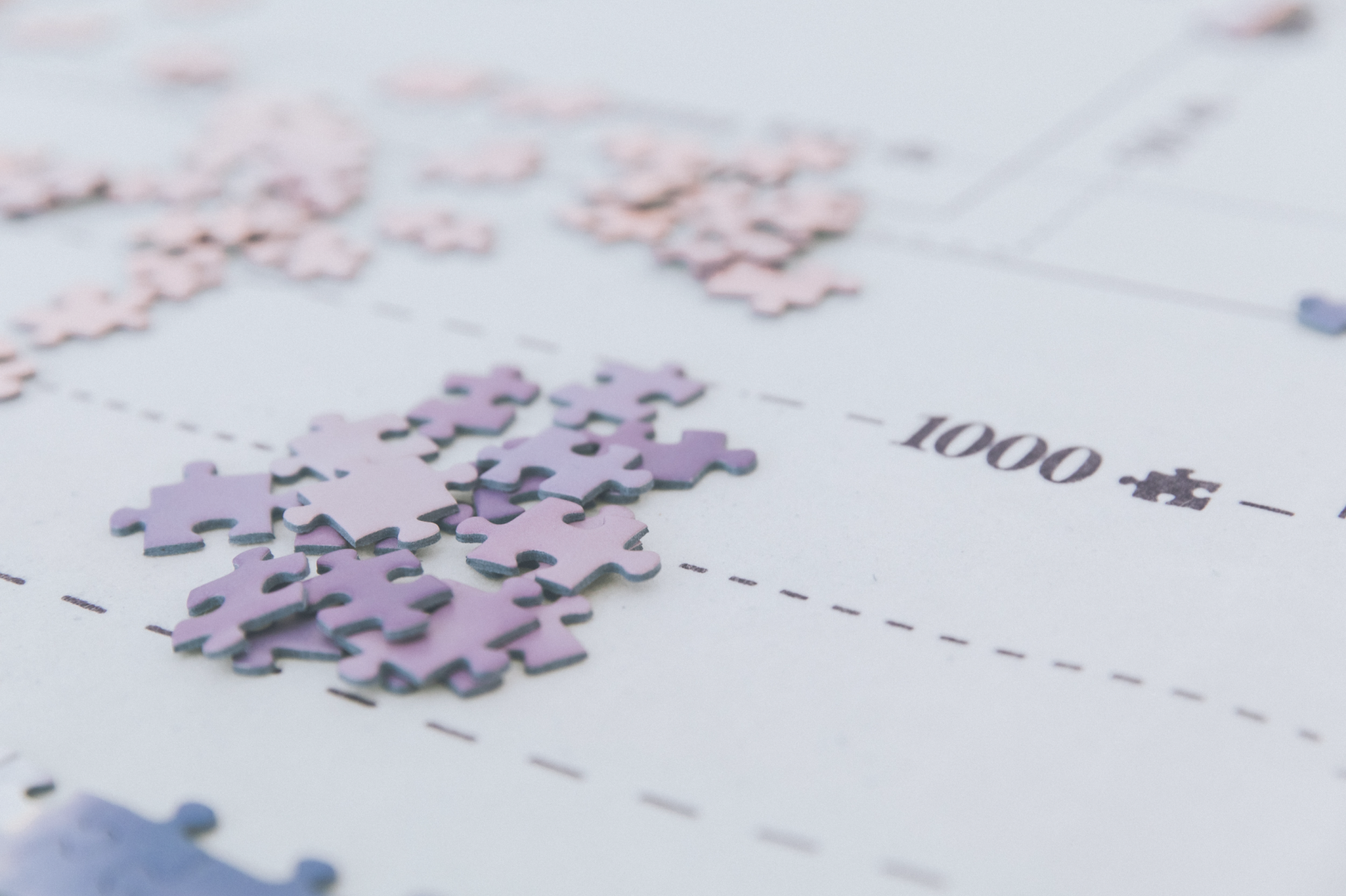 Image de puzzle de 1000 pièces qui illustre le mystère, la recherche et les énigmes